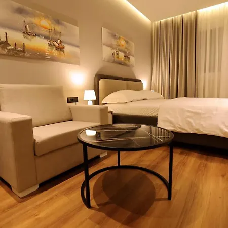Appartement Theatro Tirana
